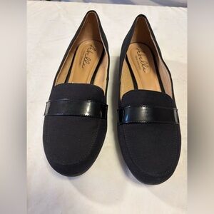 Abella Black Loafers with Glossy Strap